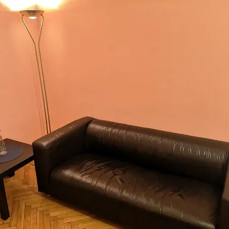 Appartement Center, 1, Ostrovni 26 *